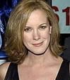 Elizabeth Perkins photo